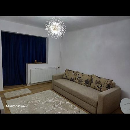 Garsoniera Luminoasa Apartamento Craiova Exterior foto